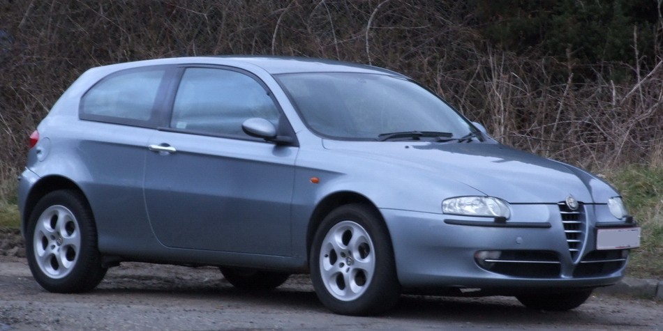 Alfa Romeo 147 Schraegheck mit de Silva Karosserie