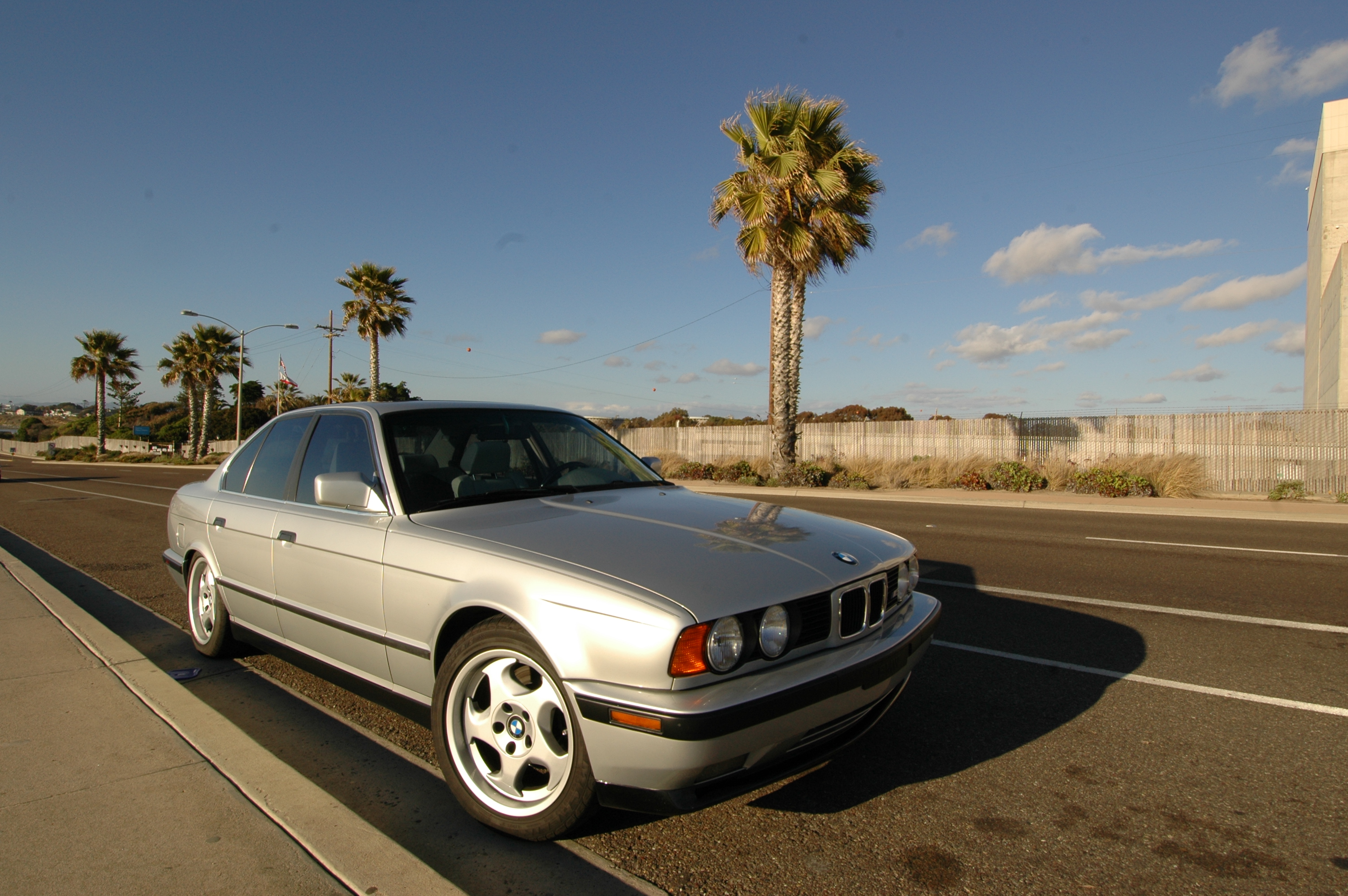 BMW E34 M5, letzte hand-gebaute M5