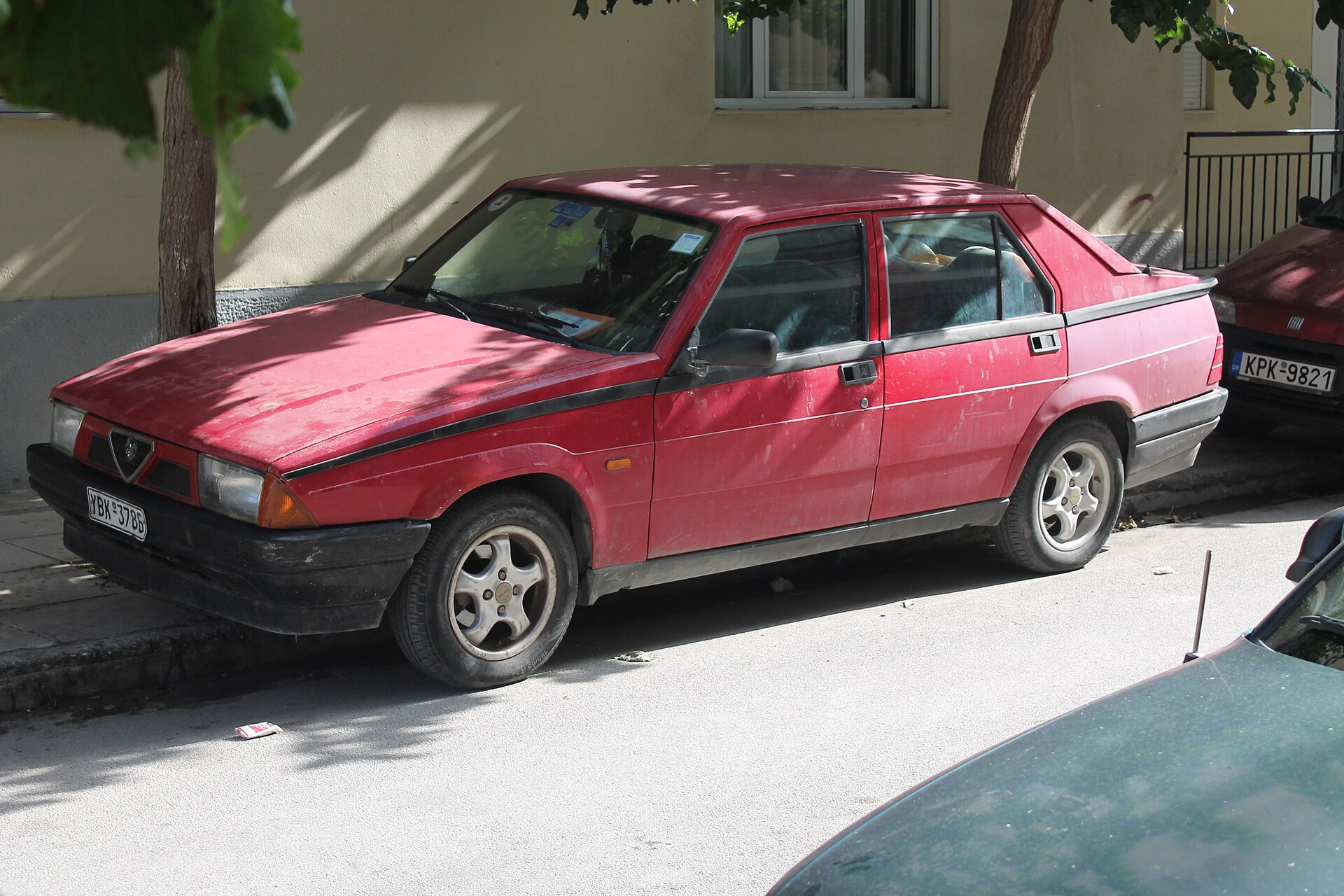 Alfa Romeo 75 Twin Spark mit Transaxle und Cressoni-Karosserie