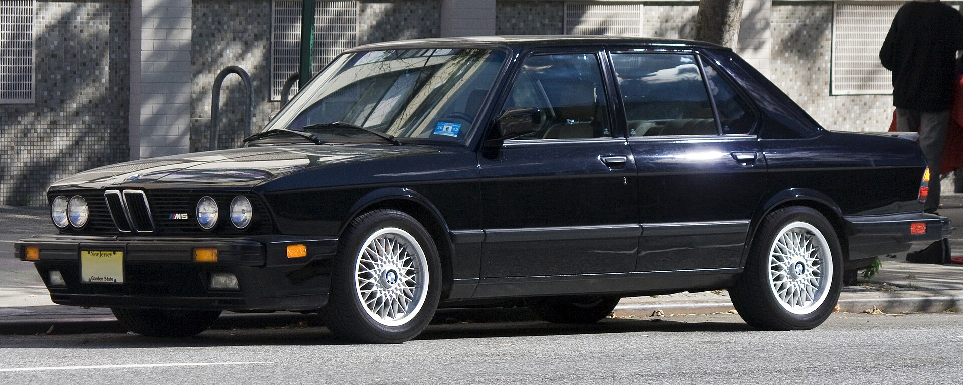 BMW E28 M535i, BMW Klassiker