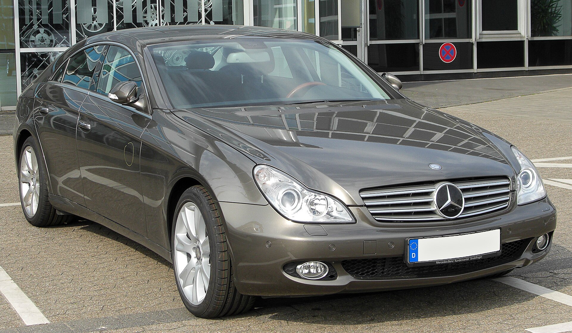 Mercedes-Benz CLS der Baureihe C219, erstes viertüriges Coupé