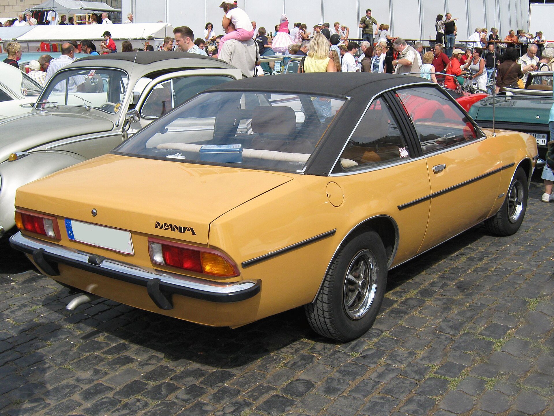 Opel Manta B Coupé, klassische Aufnahme aus Wikimedia Commons