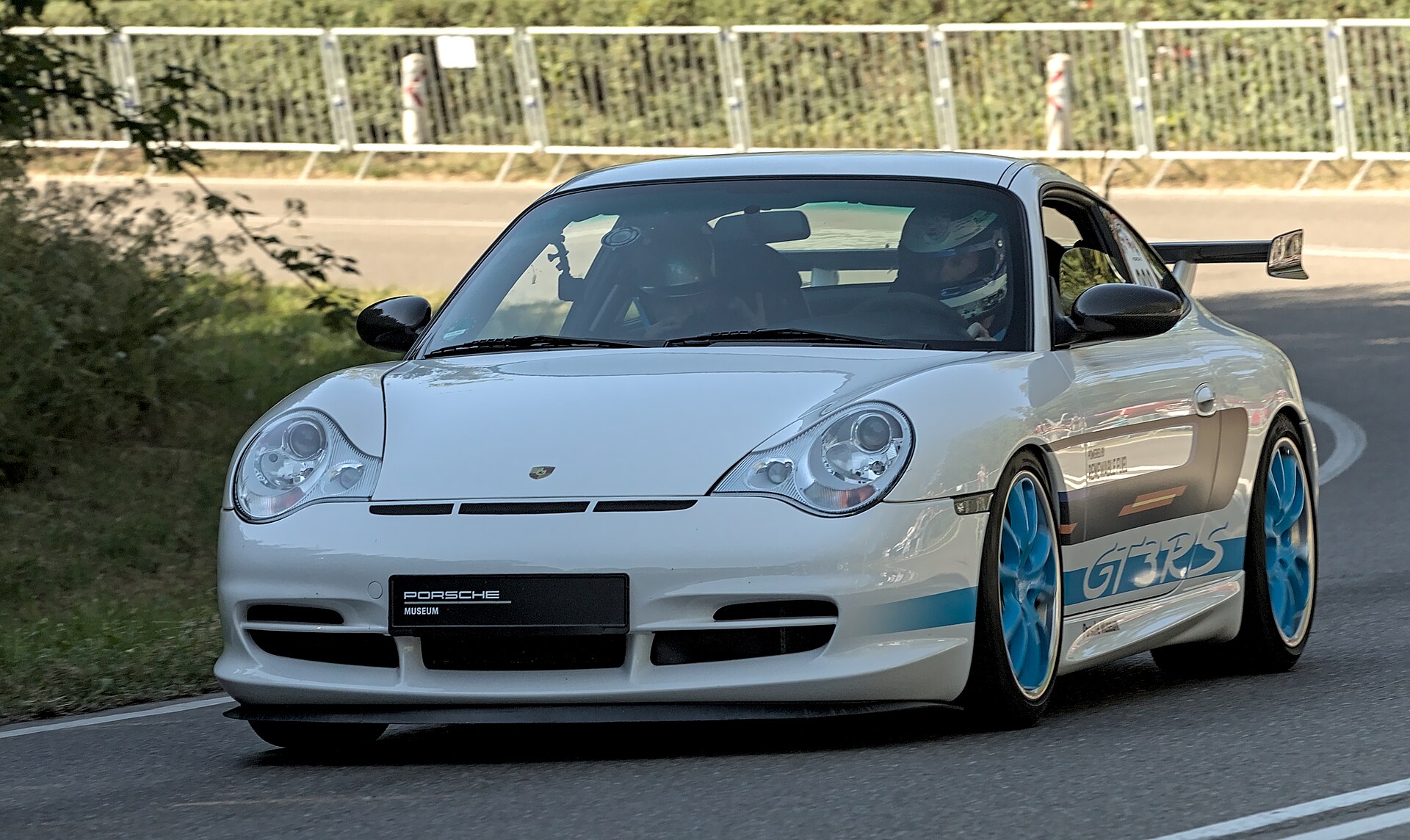 Porsche 996 GT3, Renn-Saugmotor mit Mezger-Block