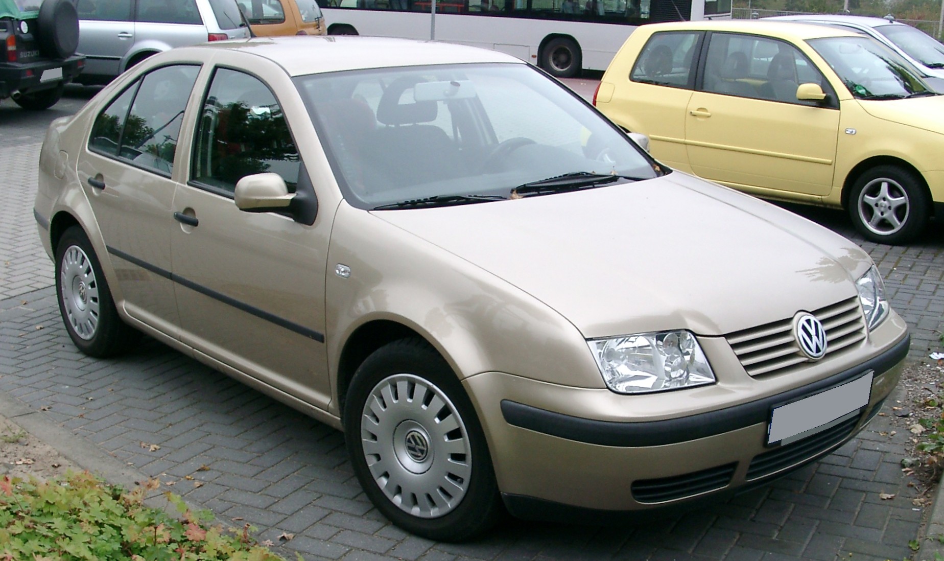 VW Bora Stufenheck-Limousine