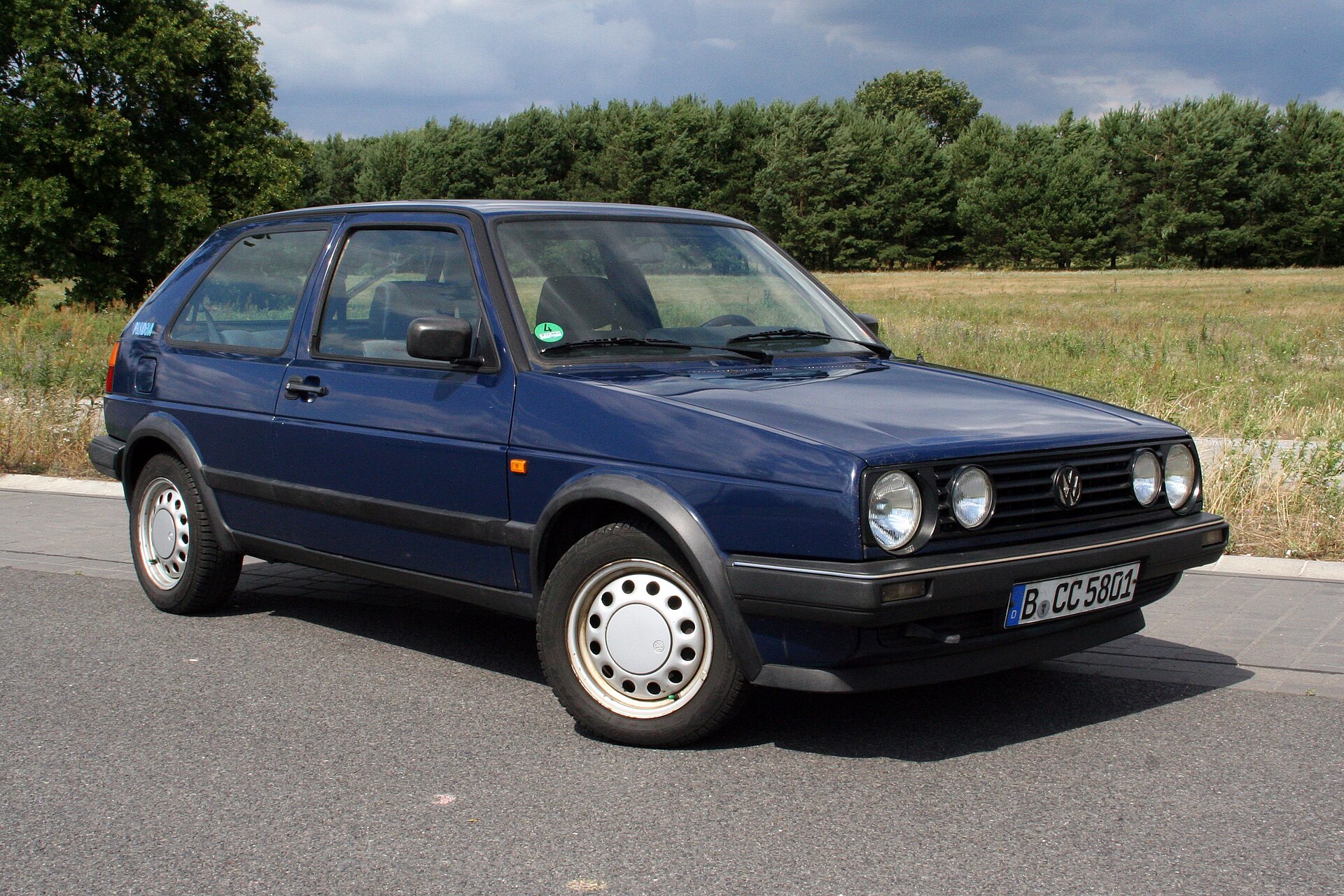VW Golf II in klassischer 80er-Jahre-Aufnahme