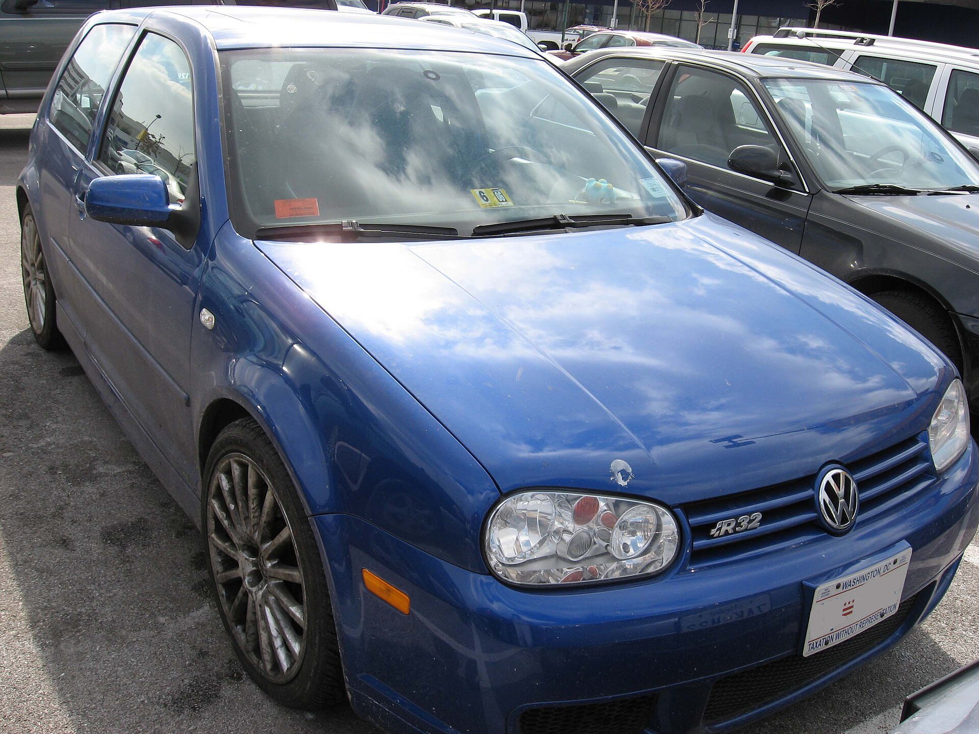 VW Golf IV R32